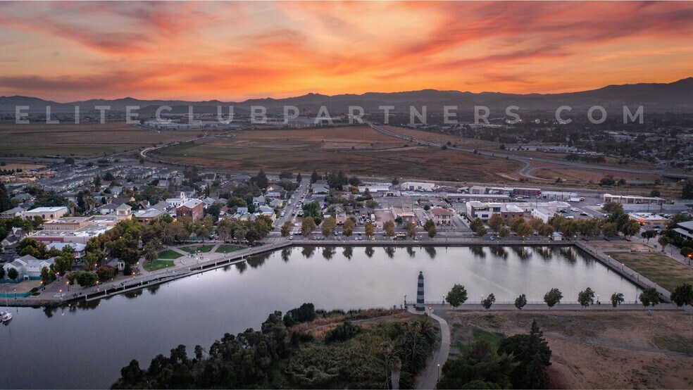 More Photos Of 950 Marina Cir, Suisun City Land For Sale