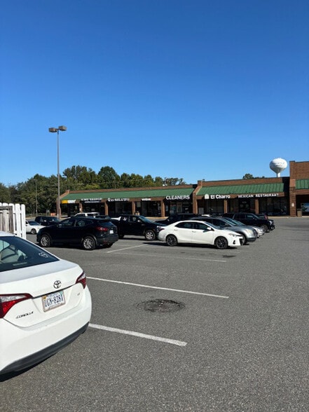 More Photos Of 8097 Kings Hwy, King George Medical For Sale