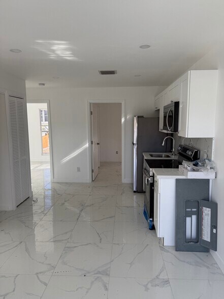 More Photos Of 729 SW 3rd St, Miami Apartments For Sale