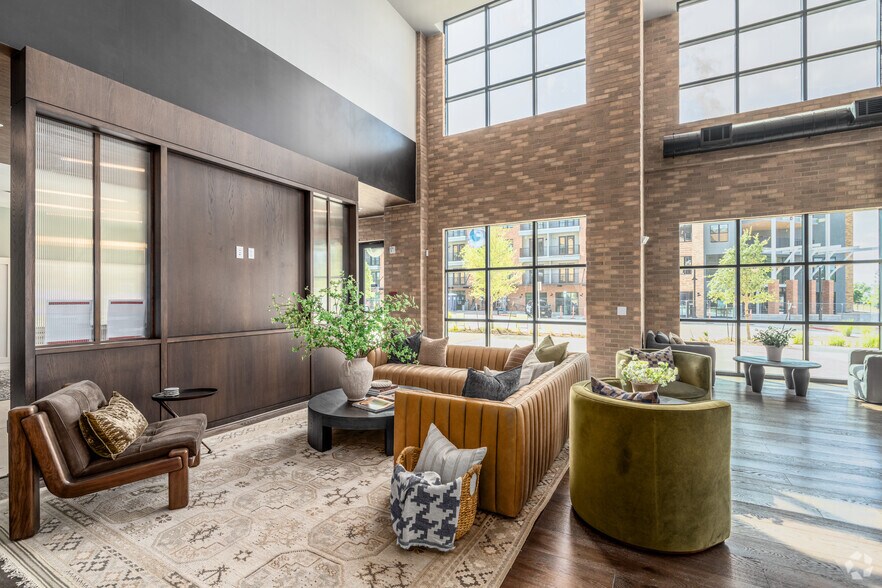 More Photos Of 13701 Lyndhurst St, Austin Apartments For Lease