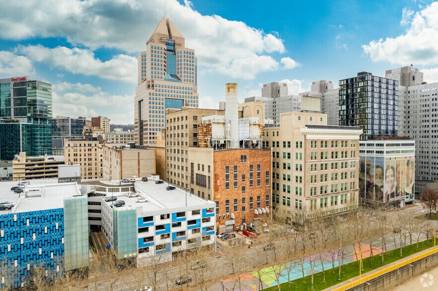 More Photos Of 120 Cecil Pl, Pittsburgh Loft Creative Space For Sale