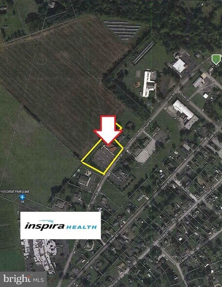 More Photos Of 399 Front St, Elmer Medical For Lease