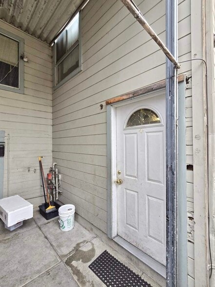 More Photos Of 1221 Park St, Alameda Restaurant For Sale