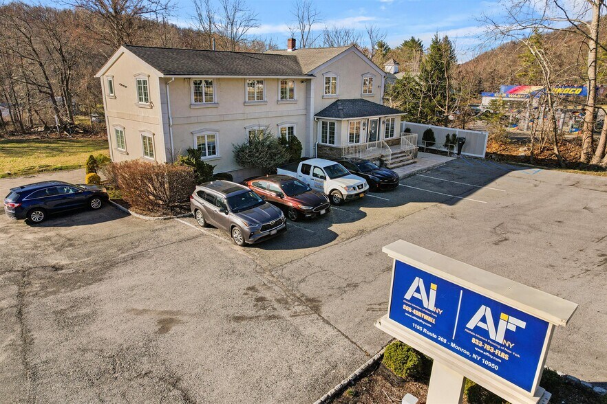More Photos Of 1195 State Route 208, Monroe Unknown For Lease
