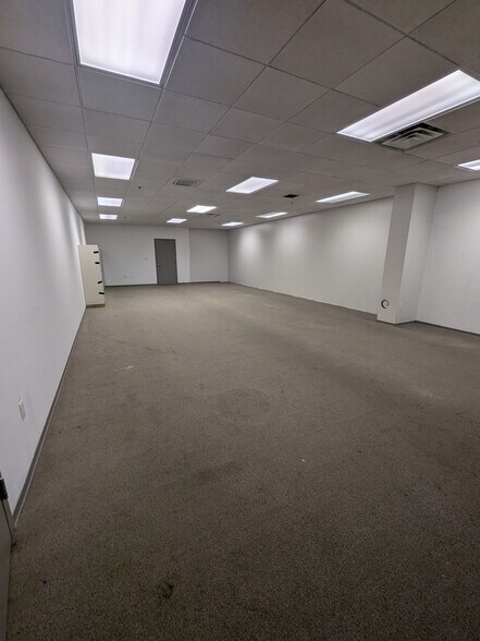 More Photos Of 2800 Duncan Rd, Lafayette Manufacturing For Lease