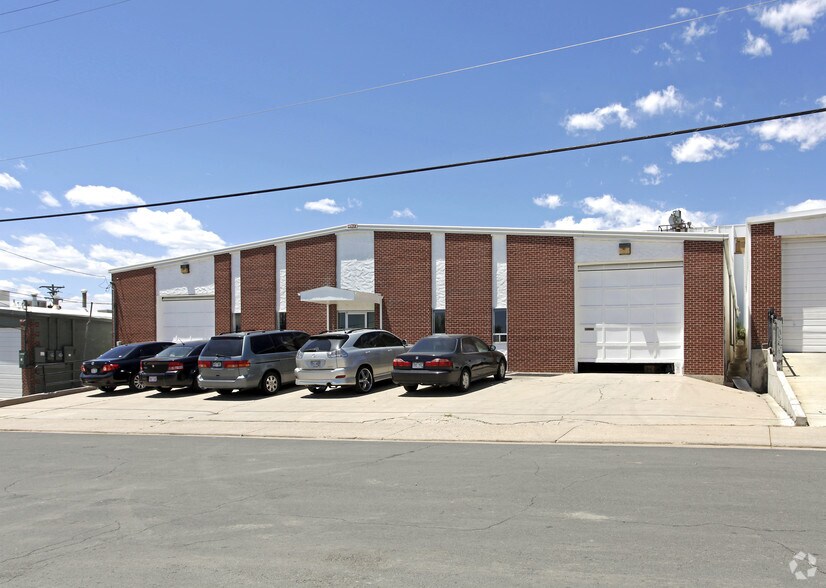 More Photos Of 2879 S Shoshone St, Englewood Warehouse For Lease
