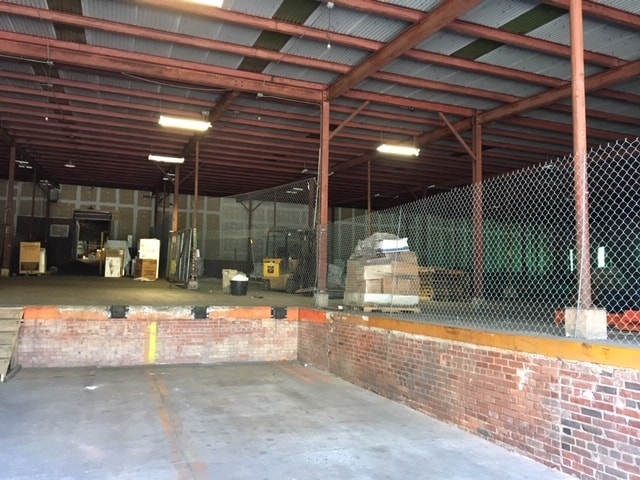 More Photos Of 175 E King St, Ephrata Warehouse For Lease