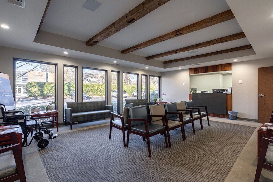 More Photos Of 195 King Ave, Athens Medical For Lease