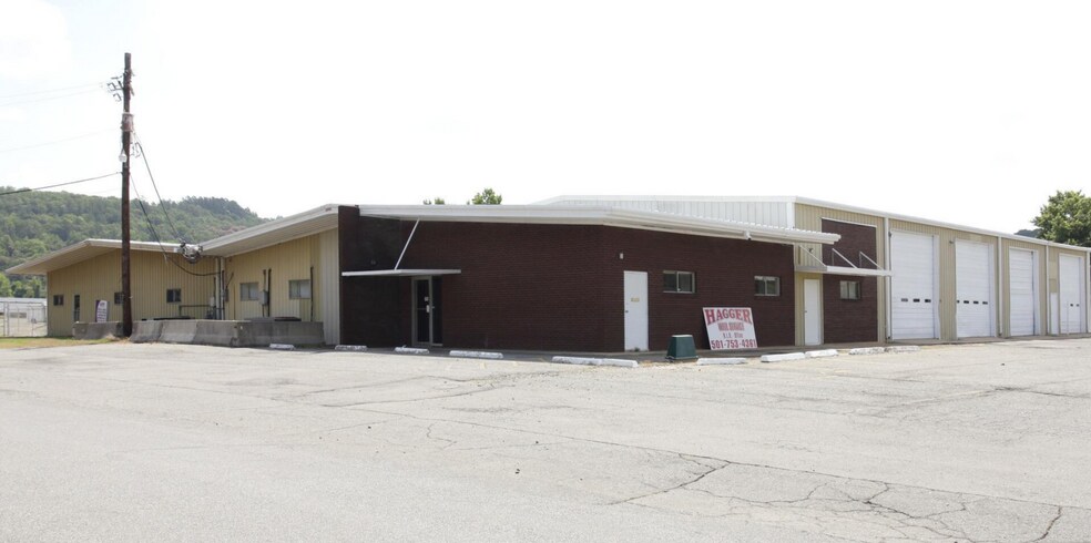 Primary Photo Of 7508 MacArthur Dr, North Little Rock Warehouse For Sale