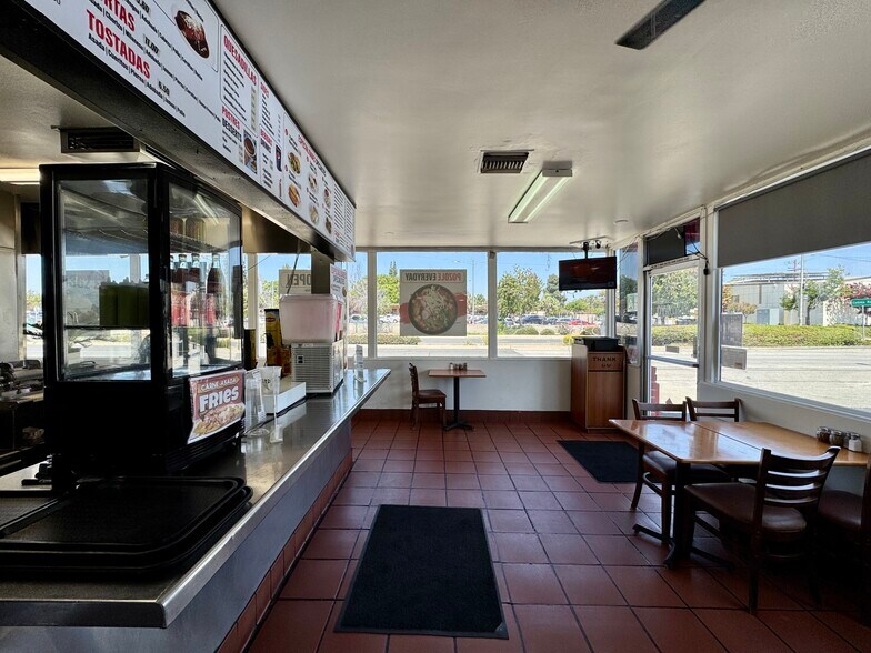 More Photos Of 14362 Telegraph Rd, Whittier Fast Food For Lease