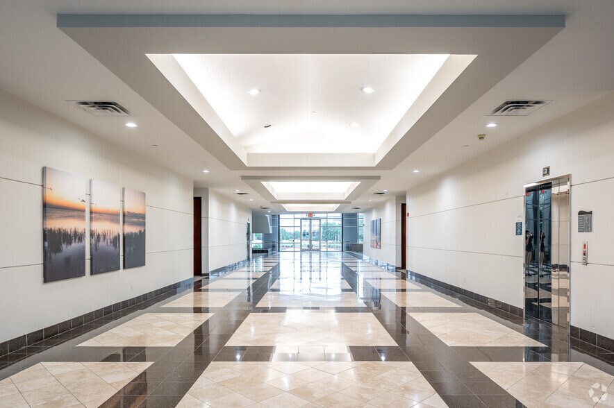 More Photos Of 3660 Regent Blvd, Irving Office For Lease