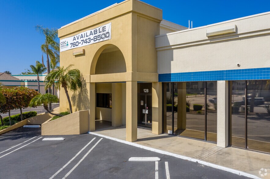 More Photos Of 128 N Broadway, Escondido General Retail For Lease