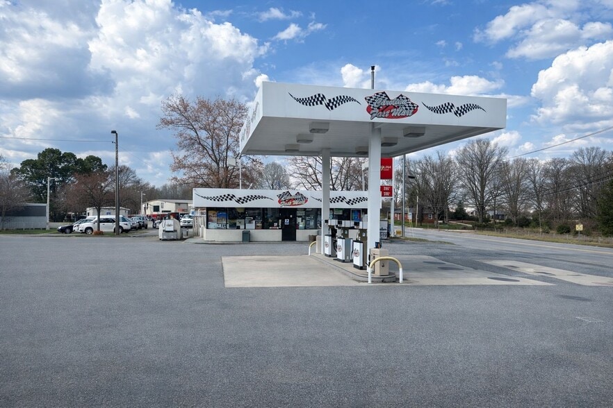 More Photos Of 2170 Dale Earnhardt Blvd, Kannapolis Convenience Store For Sale