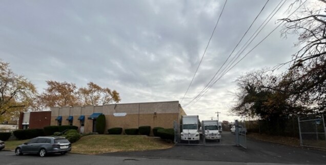 More Photos Of 546 Penn St, Yeadon Warehouse For Sale