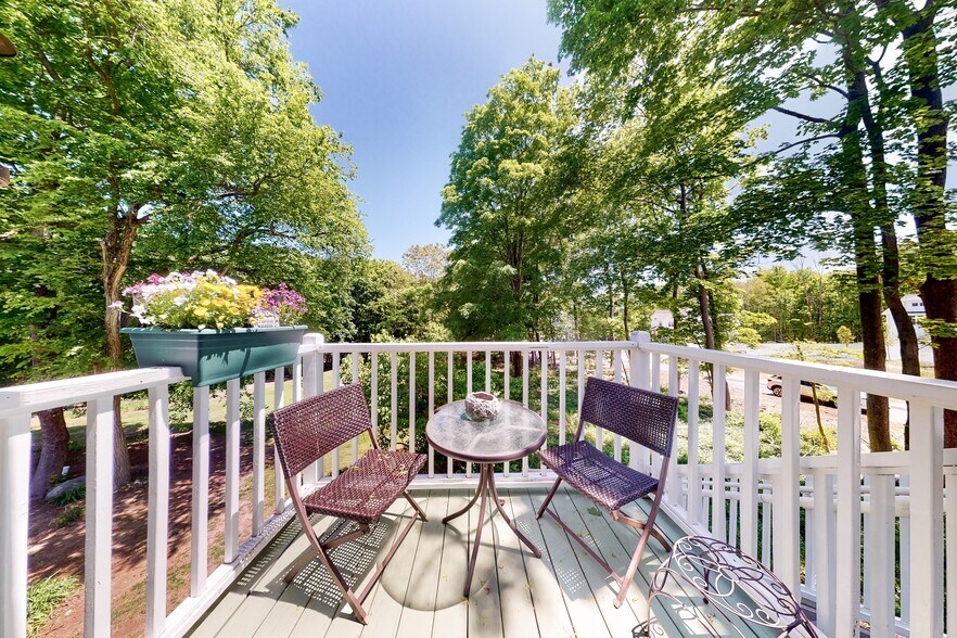 More Photos Of 40 High St, Acton Apartments For Sale