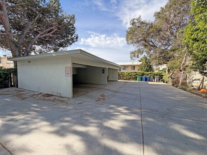 More Photos Of 2019 Bath St, Santa Barbara Apartments For Sale