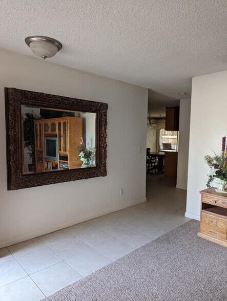 More Photos Of 855 Frontier Ave, Redlands Assisted Living For Lease