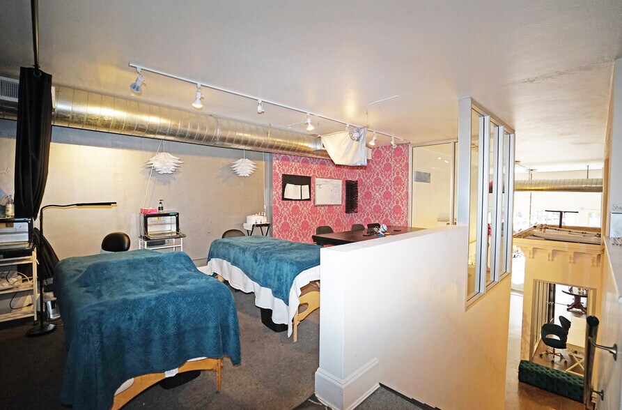 More Photos Of 30-34 N 3rd St, Yakima Office For Lease