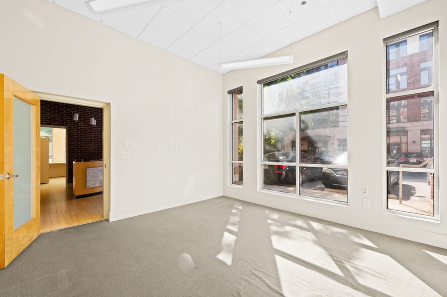 More Photos Of 2125 Southend Dr, Charlotte Apartments For Lease