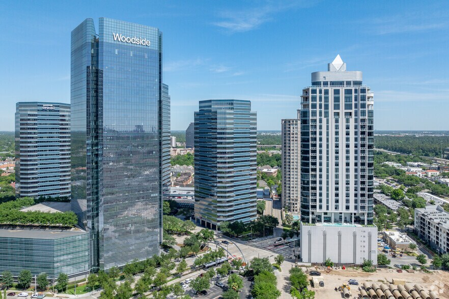 More Photos Of 1300 Post Oak Blvd, Houston Office For Lease