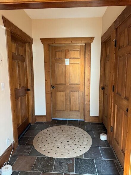 More Photos Of 1320 Dodds Ave, Chattanooga Restaurant For Lease