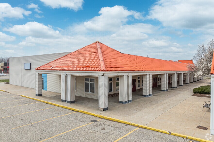 More Photos Of 12330 James St, Holland Unknown For Lease