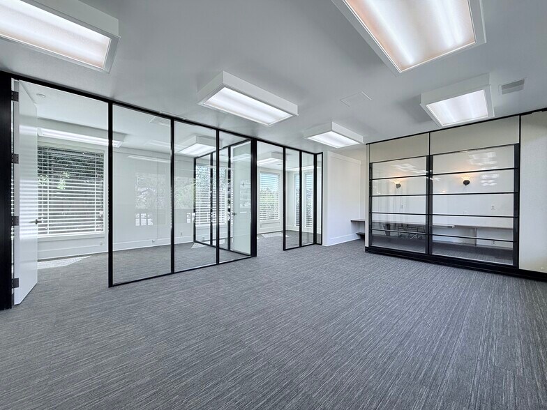 More Photos Of 110 Tiburon Blvd, Mill Valley Office For Lease