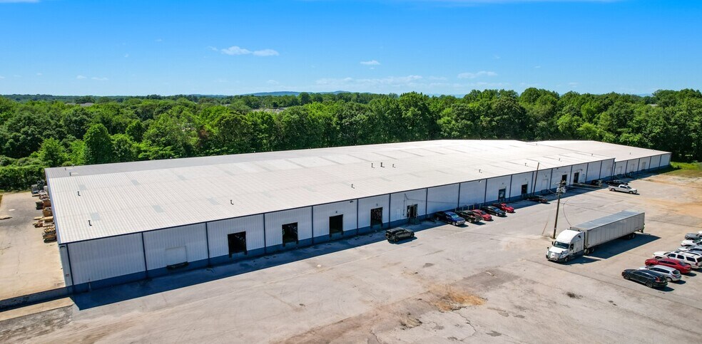 More Photos Of 1840 S Highway 14, Greer Warehouse For Lease