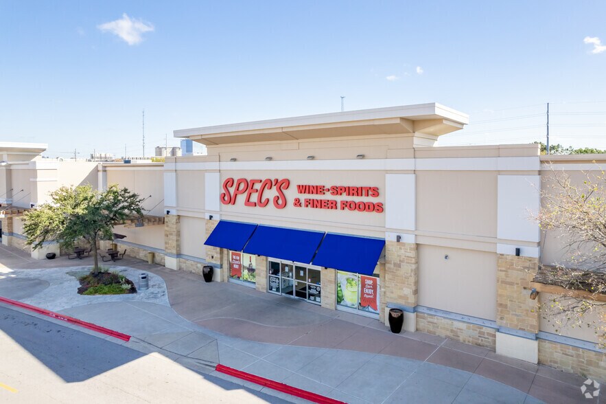 More Photos Of N MoPac Expy, Austin Unknown For Lease