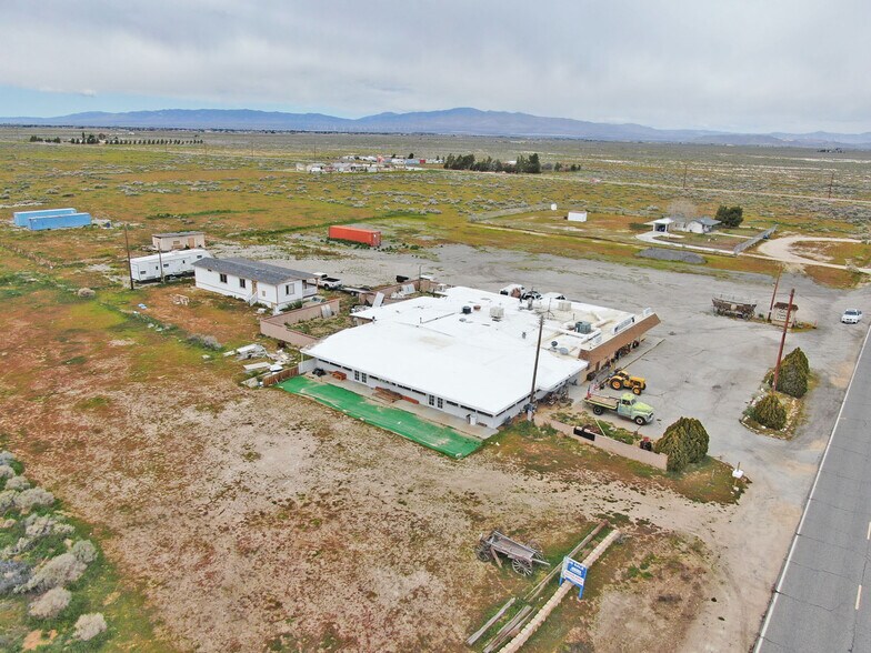 More Photos Of 46645 60th St W, Lancaster Restaurant For Sale