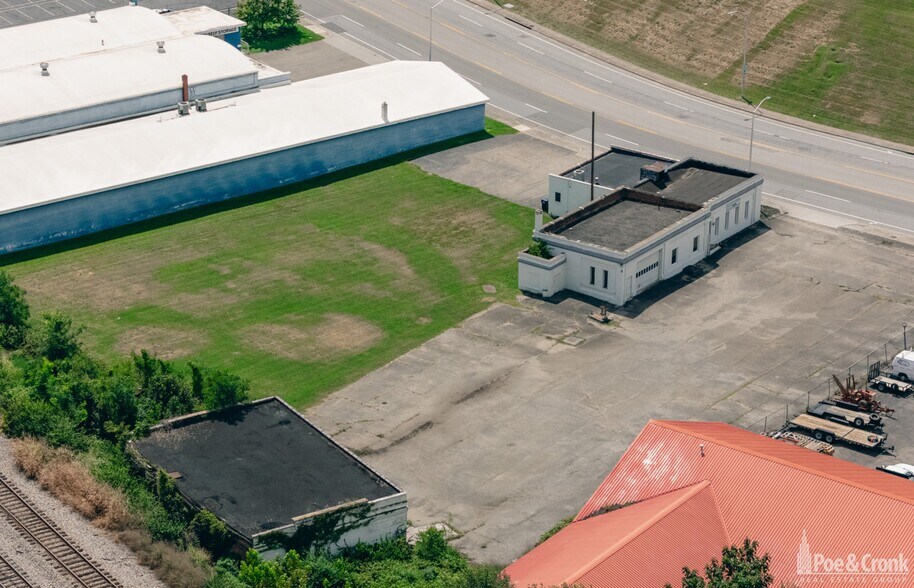More Photos Of 907 Kimball Ave NE, Roanoke Industrial For Sale