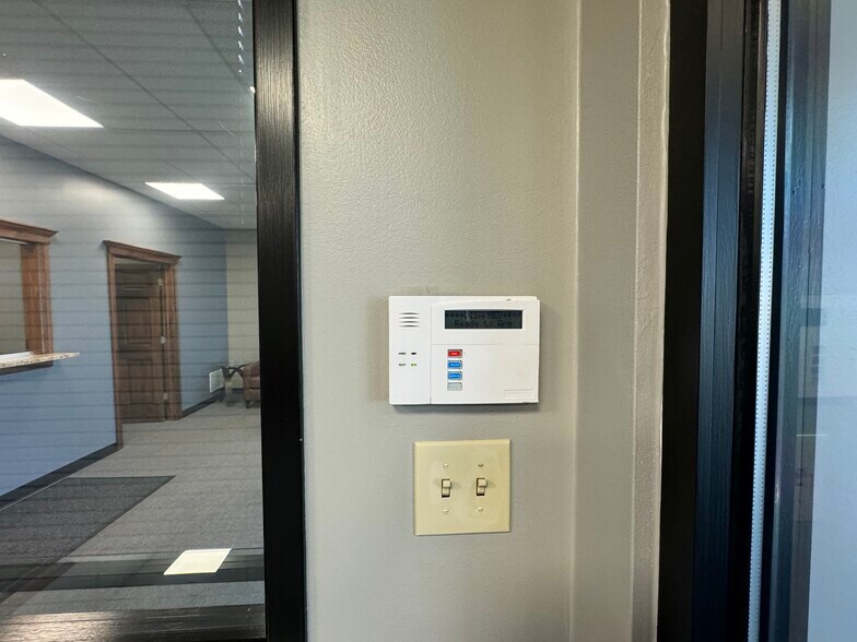 More Photos Of 6693 Transit Rd, Buffalo Freestanding For Lease