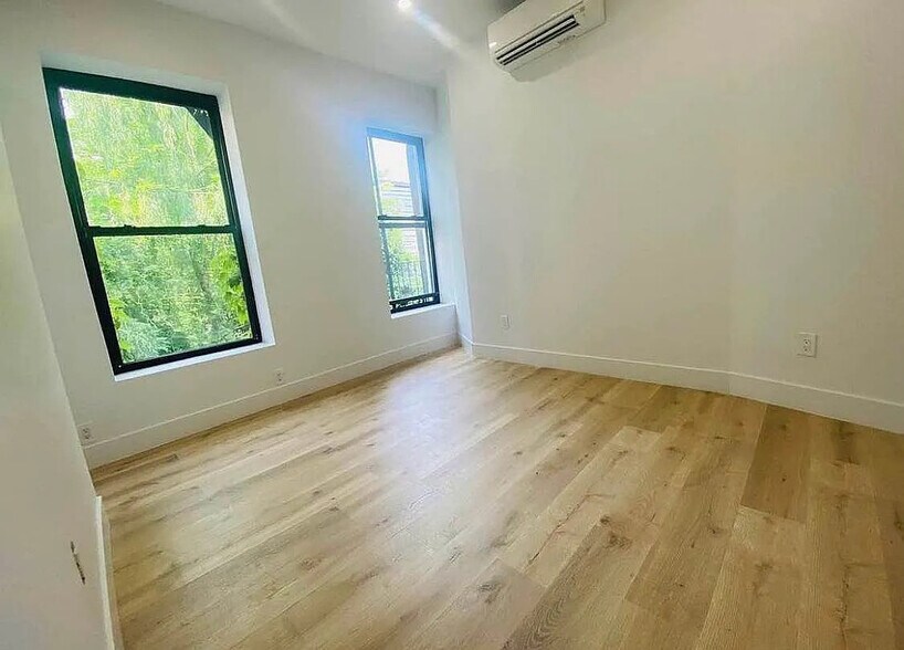 More Photos Of 180 5th Ave, Brooklyn Apartments For Sale