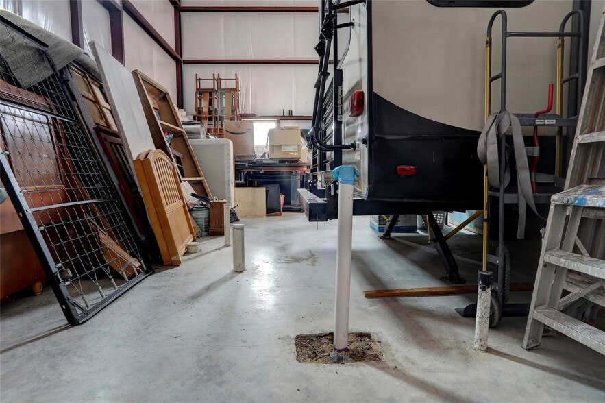 More Photos Of 625 Simpson Rd, Princeton Warehouse For Sale