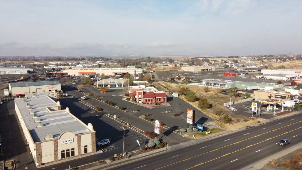 More Photos Of 1619 N 1st St, Hermiston Restaurant For Lease