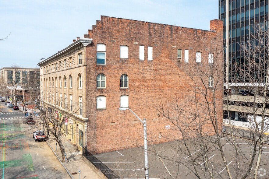 More Photos Of 211 State St, Bridgeport Office For Lease