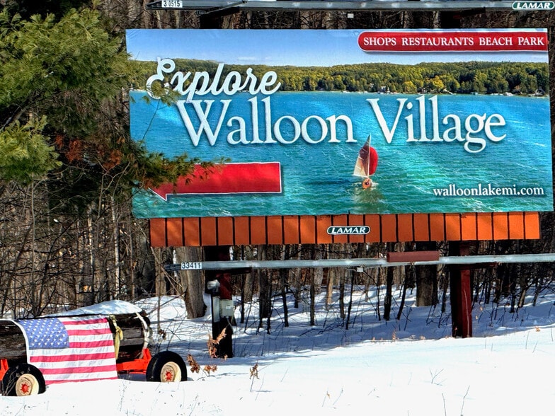 More Photos Of 4472 M-75, Walloon Lake Bar For Sale