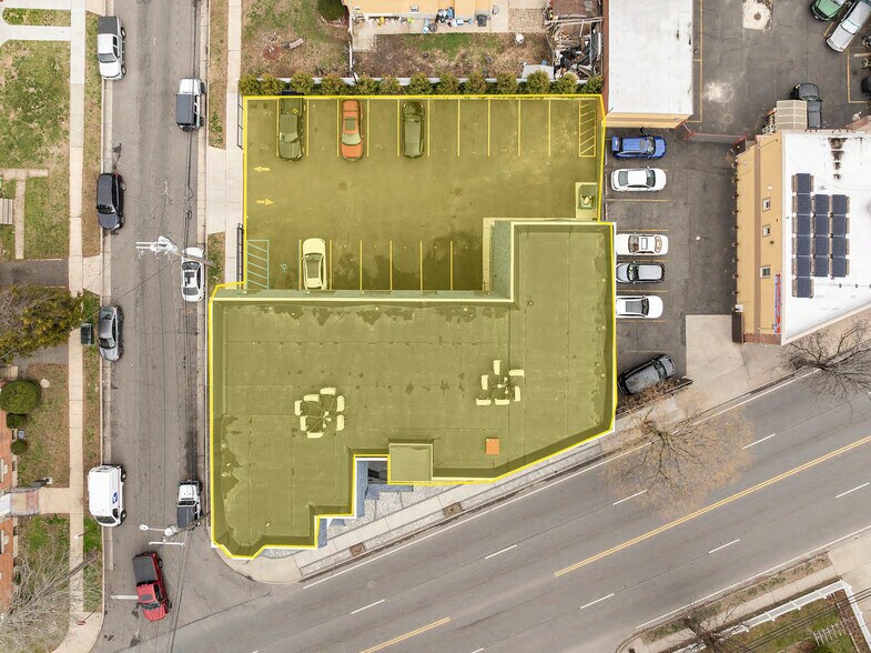 More Photos Of 533 Greenwich St, Hempstead Apartments For Sale