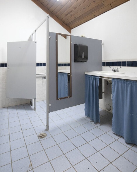 More Photos Of 1690 State Route 125, Amelia Religious Facility For Sale