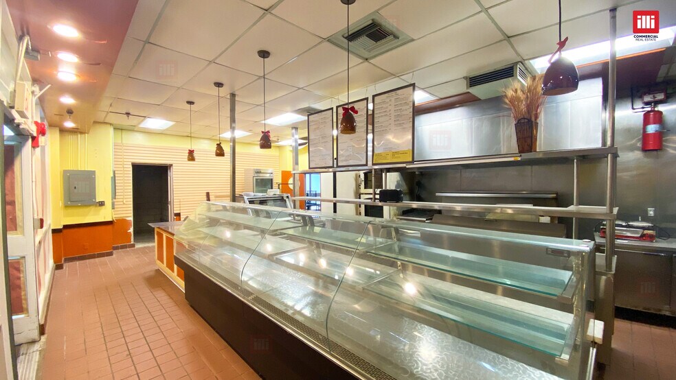 More Photos Of 333 S Spring St, Los Angeles Parking Garage For Lease