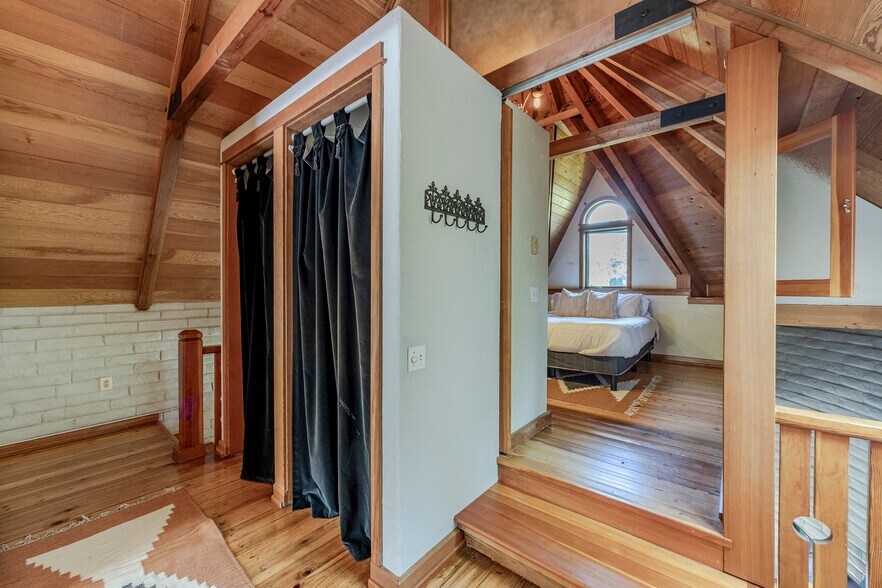 More Photos Of 1820 E 28th Ave, Eugene Multifamily For Sale