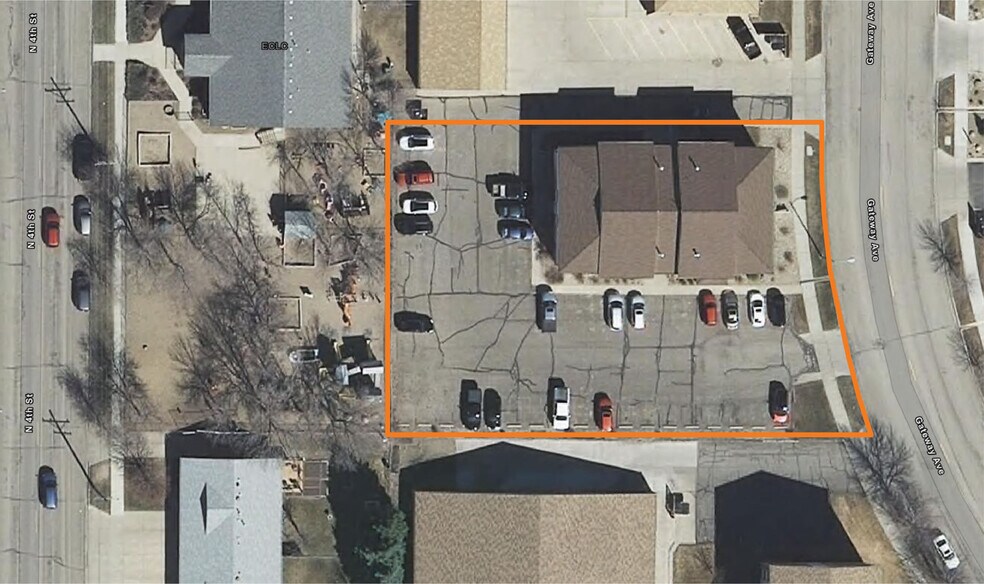 More Photos Of 2718 Gateway Ave, Bismarck Office For Lease