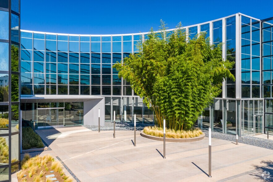 More Photos Of 3351 Michelson Dr, Irvine Unknown For Lease