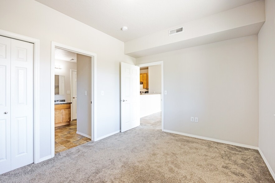 More Photos Of 155 N California St, Missoula Apartments For Sale