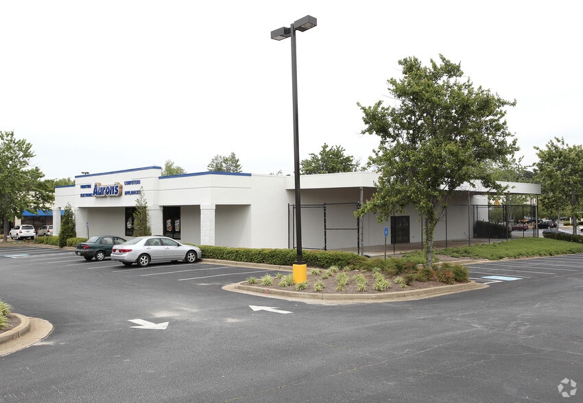 More Photos Of 101-217 Banks Rd, Fayetteville Unknown For Lease