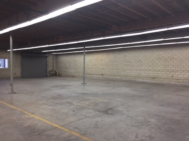 More Photos Of 3498 Union Pacific Ave, Los Angeles Manufacturing For Lease