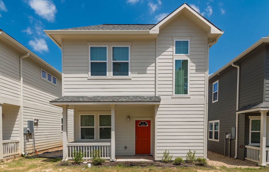 More Photos Of 340 Bowers Blvd, Huntsville Apartments For Sale