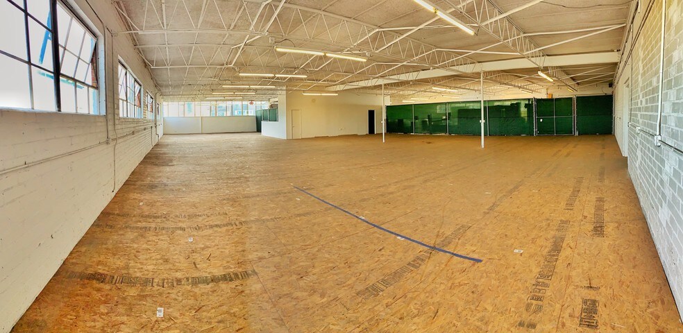 More Photos Of 124-132 Maryland St, El Segundo Unknown For Lease
