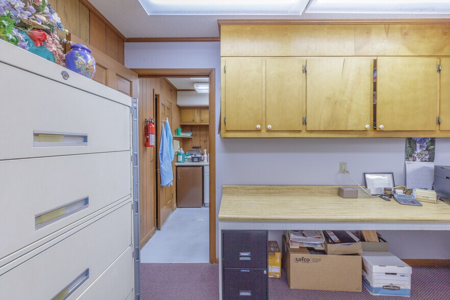More Photos Of 4135 Hixson Pike, Chattanooga Office For Sale