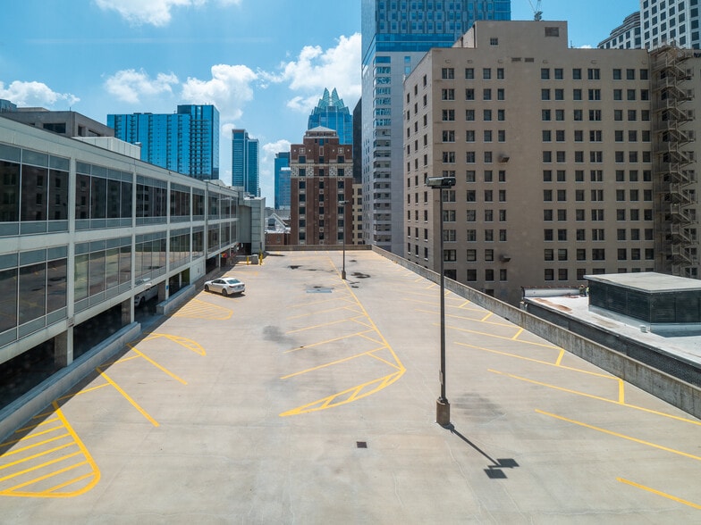 More Photos Of 720 Brazos St, Austin Office For Lease